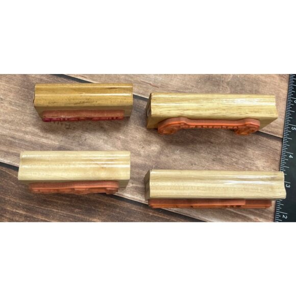 LOT OF 4 CANADIAN MAPLE HOLIDAY THEMED WOOD MOUNTED RUBBER STAMPS PENGUIN ELF - Picture 6 of 7